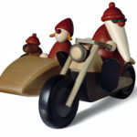 Bjoern Koehler Kunsthandwerk - Santa Family Outing on Motorcycle